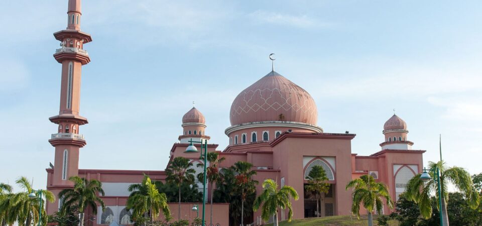 UMS Mosque. Kota Kinabalu Campus Tour