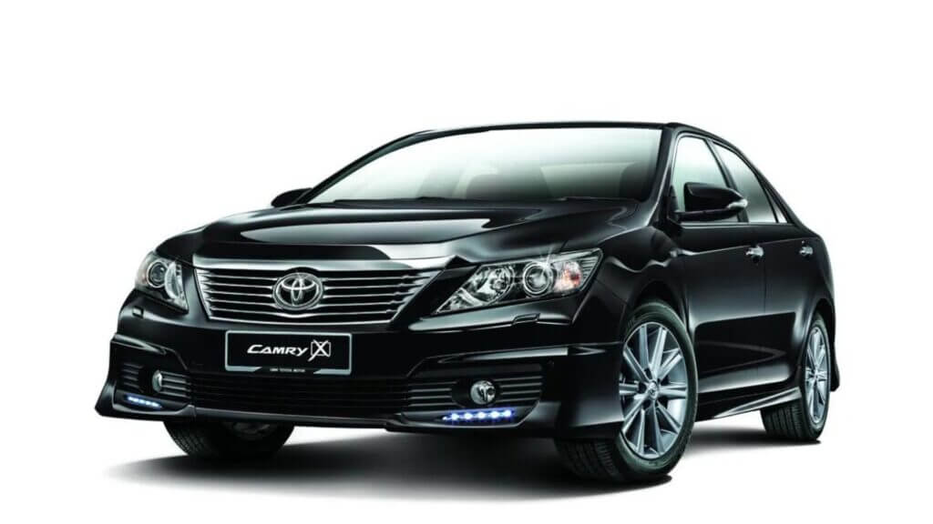 Toyota Camry 2.0(A)