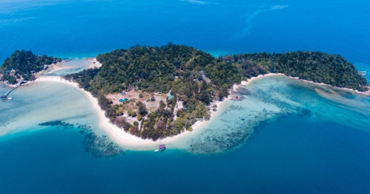 Ara Dinawan Private Island