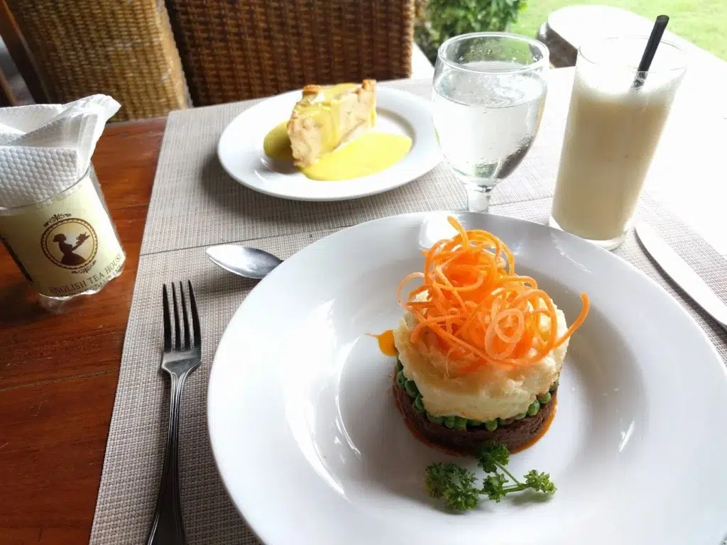 Top 10 Spectacular Attractions in Sandakan, Sabah: Wildlife, Culture & Nature Wonders 13 english-tea-house-sandakan-breakfast