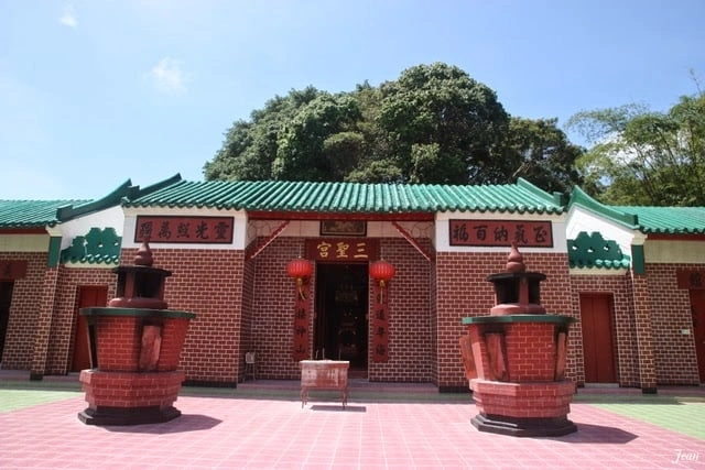 Sandakan City Heritage Trail: Best Self-Guided Walking Tour 2025 10 sam sing kung by Sabah Welcomes You | Milas Travel