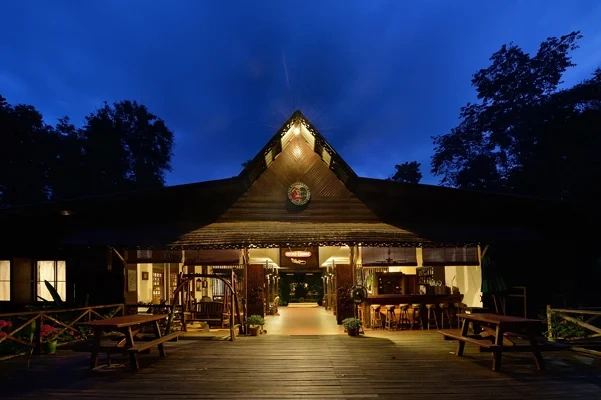Best Places to Stay in Sandakan 2025: Town, Sepilok, or Kinabatangan? 8 sukau rainforest lodge by Sukau Rainforest Lodge | Milas Travel